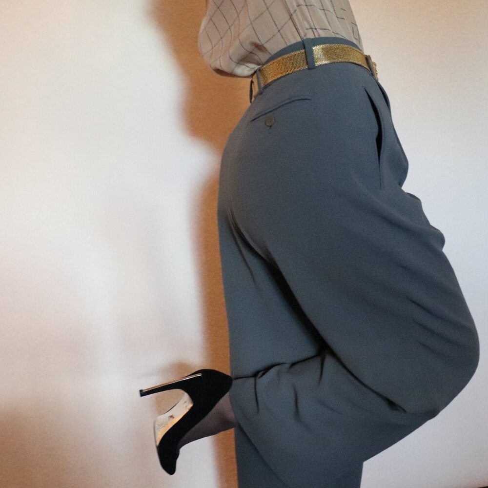 Vintage Giorgio Armani Italy 100% Wool Wide Leg Trousers in Stone Gray